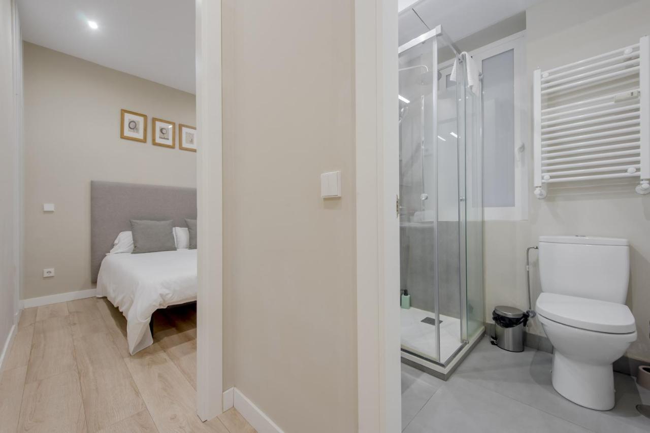 Acogedor Apt 3 Habitaciones Y Terraza En El Centro Madrid Buitenkant foto