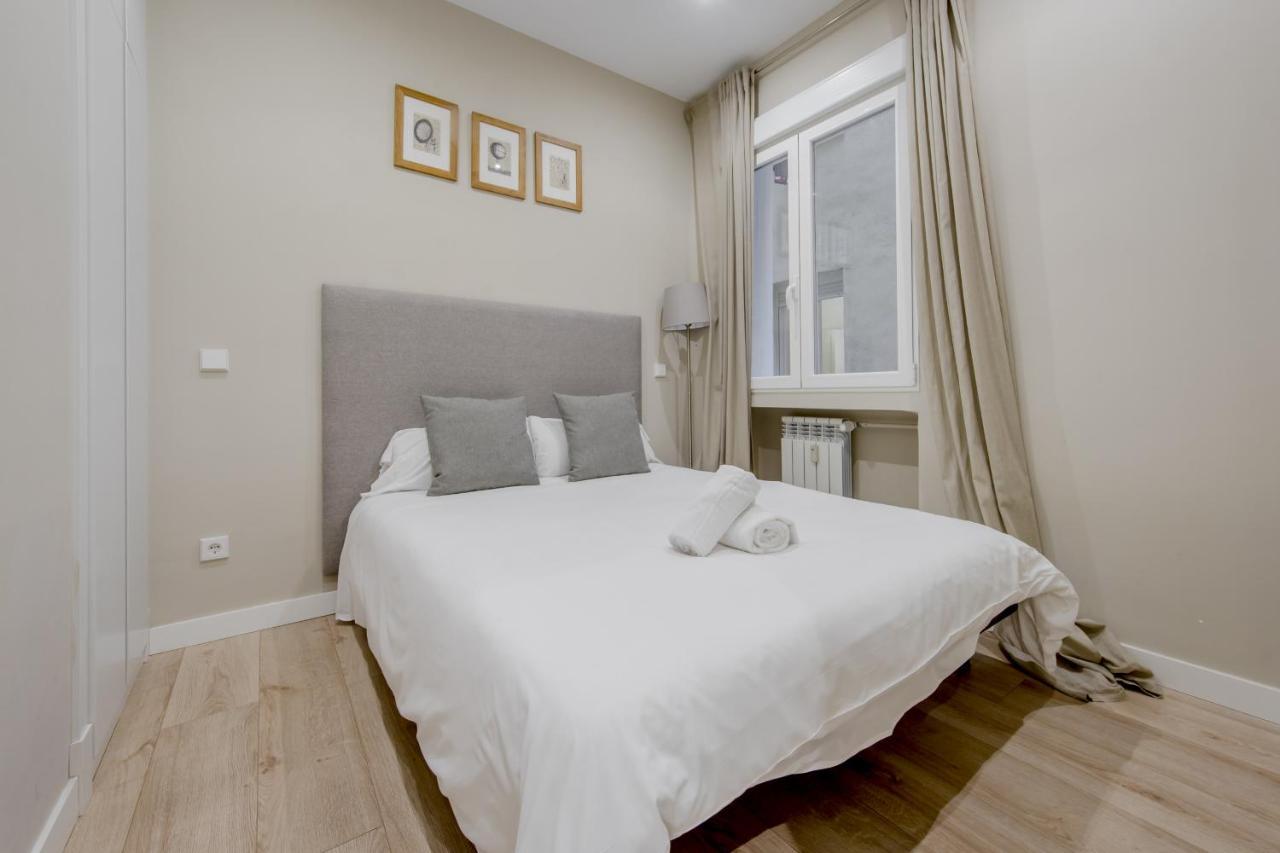 Acogedor Apt 3 Habitaciones Y Terraza En El Centro Madrid Buitenkant foto